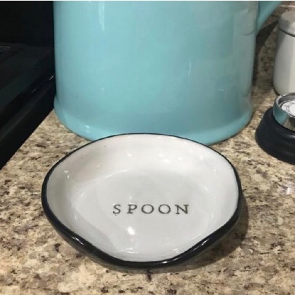 New Hearth & Hand with Magnolia Spoon Rest. - Picture 6 of 6